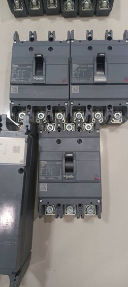 เบรกเกอร์ มิตซูบิชิ และ ชไนเดอร์ ตู้โหลด ชไนเดอร์  รูปที่ 4