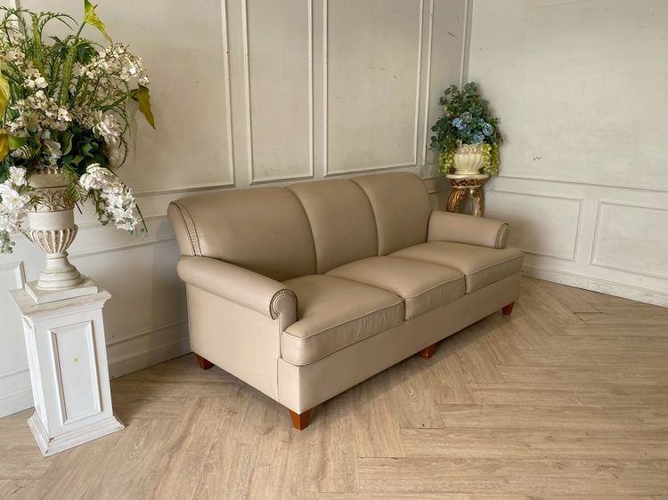 โซฟา 3 ที่นั่ง เบาะหนัง สีครีม รูปที่ 2