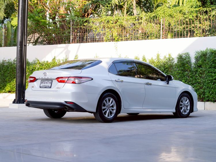 Toyota Camry 2019 2.0 G Sedan เบนซิน ไม่ติดแก๊ส เกียร์อัตโนมัติ ขาว รูปที่ 4