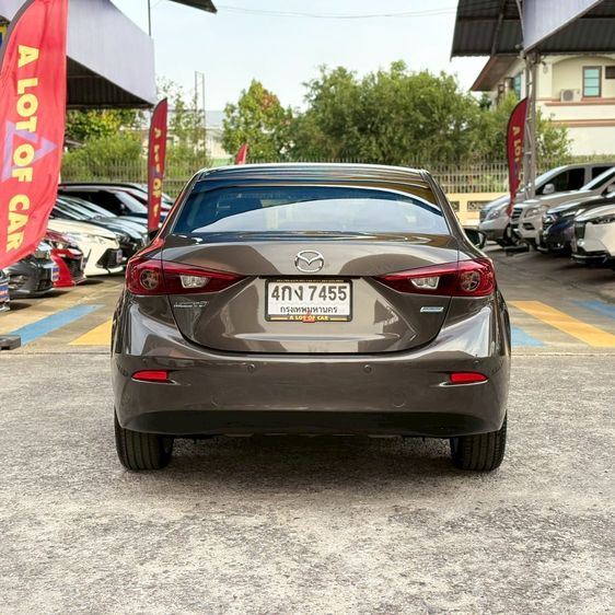 Mazda Mazda3 2015 2.0 S Sedan เบนซิน ไม่ติดแก๊ส เกียร์อัตโนมัติ น้ำตาล รูปที่ 4