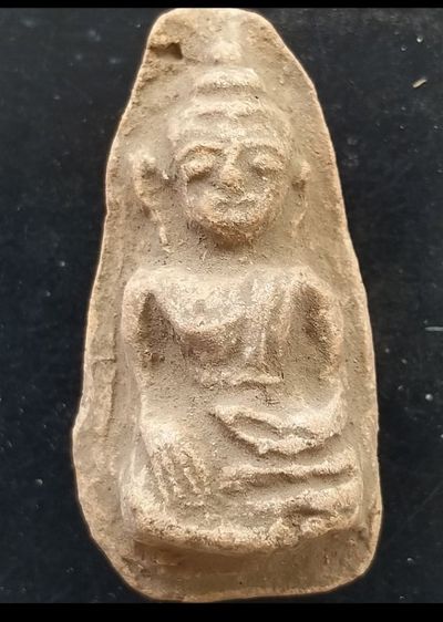 พระถ้ำเสือ พิมพ์กลาง เทวดาหน้ามงคล กรุเขาดีสลัก สุพรรณบุรี