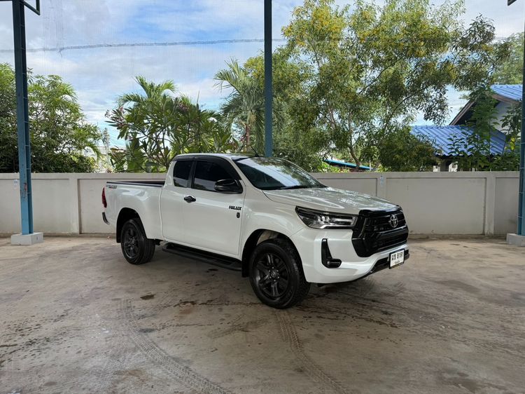 Toyota Hilux Revo 2022 Smart Cab 2.4 Mid Prerunner Pickup ดีเซล ไม่ติดแก๊ส เกียร์ธรรมดา ขาว รูปที่ 2