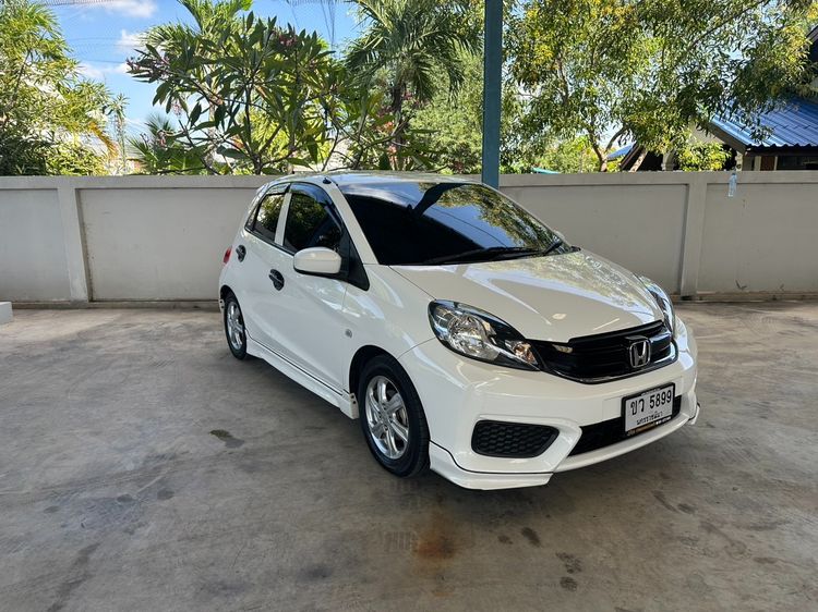 Honda Brio 2018 1.2 V Sedan เบนซิน ไม่ติดแก๊ส เกียร์อัตโนมัติ ขาว รูปที่ 2