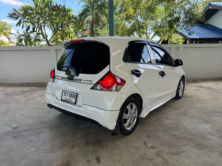 Honda Brio 2018 1.2 V Sedan เบนซิน ไม่ติดแก๊ส เกียร์อัตโนมัติ ขาว รูปที่ 3