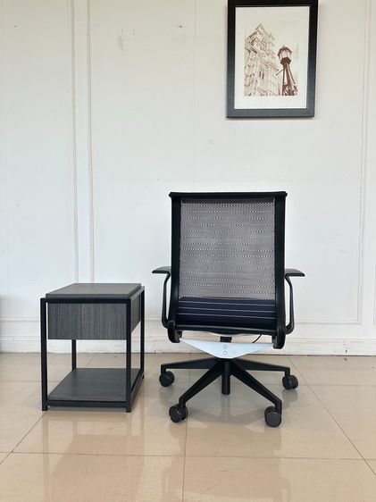 เก้าอี้สำนักงาน เบาะผ้าสีน้ำเงิน แบรนด์ STEELCASE รุ่น Think Chair ล้อเลื่อน รูปที่ 3