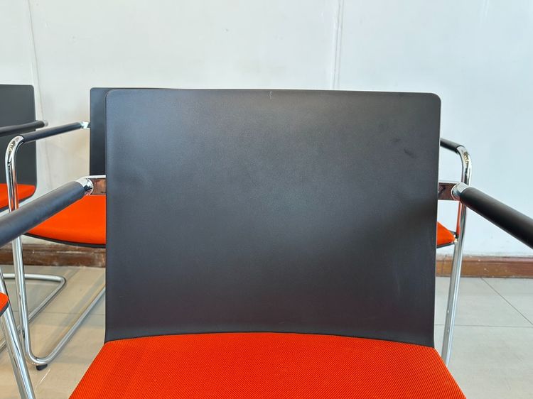เก้าอี้สัมมนา แบรนด์ Wilkhahn เบาะผ้าสีส้ม รูปที่ 9