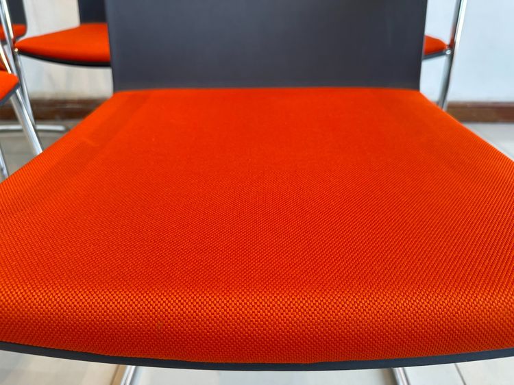 เก้าอี้สัมมนา แบรนด์ Wilkhahn เบาะผ้าสีส้ม รูปที่ 11