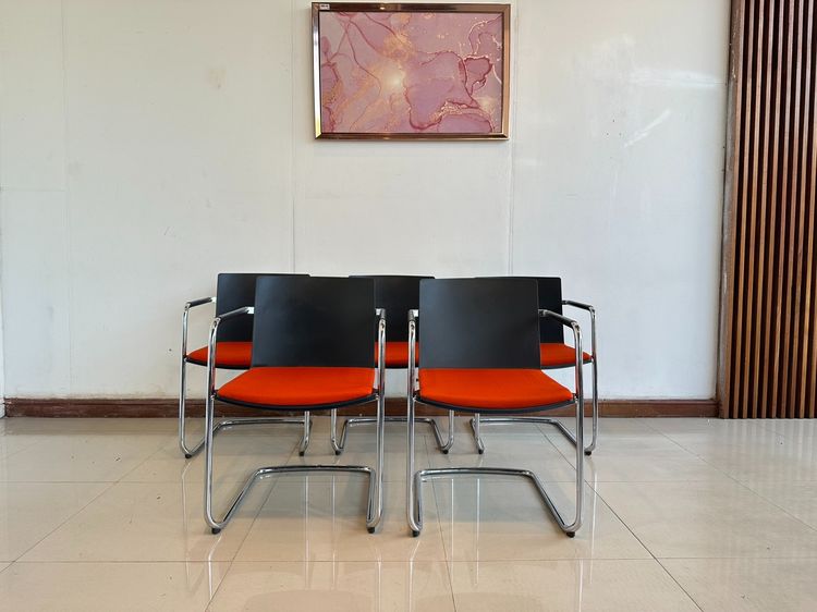 อื่นๆ ผ้าหุ้มเบาะ เก้าอี้สัมมนา แบรนด์ Wilkhahn เบาะผ้าสีส้ม