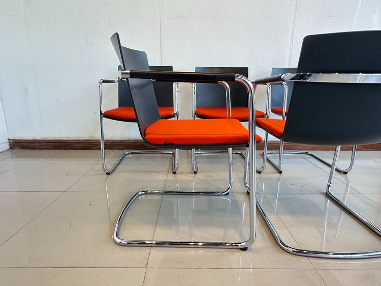 เก้าอี้สัมมนา แบรนด์ Wilkhahn เบาะผ้าสีส้ม รูปที่ 7