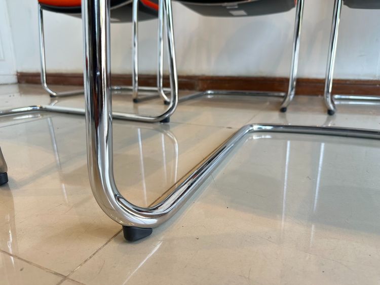 เก้าอี้สัมมนา แบรนด์ Wilkhahn เบาะผ้าสีส้ม รูปที่ 13