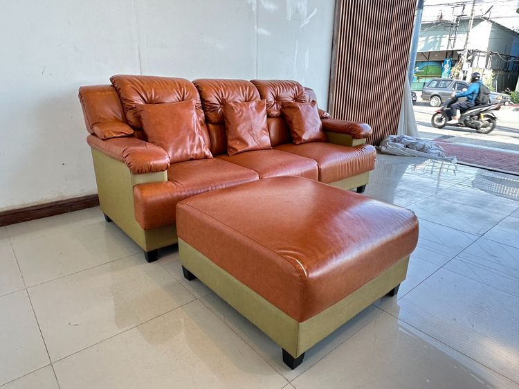 โซฟา 3 ที่นั่ง พร้อมสตูล หุ้มหนังเทียม สีน้ำตาลเข้ม รูปที่ 2