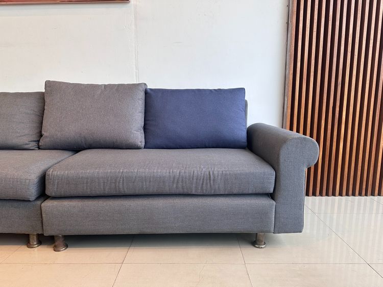 โซฟาแอล 3-4 ที่นั่ง เบาะผ้าสีเทา แขนม้วน รูปที่ 4