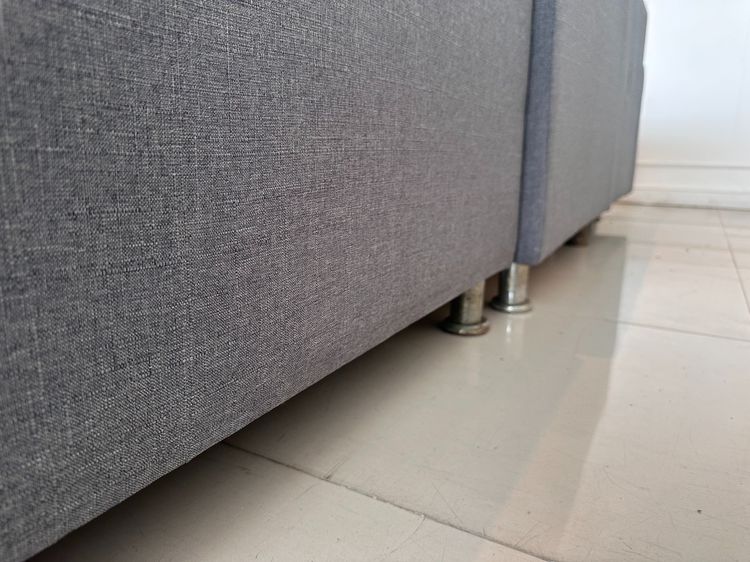 โซฟาแอล 3-4 ที่นั่ง เบาะผ้าสีเทา แขนม้วน รูปที่ 10