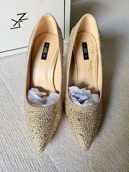 LYN รองเท้าส้นสูง รองเท้าออกงาน (size 38) รูปที่ 2