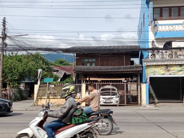 อื่นๆ มีบางส่วน 2010 ขายบ้านพร้อมที่ดินริมถนนโชตนา แม่ริม เชียงใหม่ รูปที่ 2