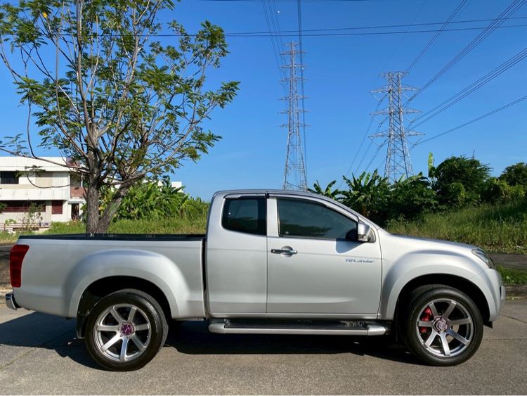 Isuzu D-MAX 2013 2.5 Hi-Lander Z Prestige Ddi VGS Turbo Pickup ดีเซล ไม่ติดแก๊ส เกียร์ธรรมดา บรอนซ์เงิน รูปที่ 4