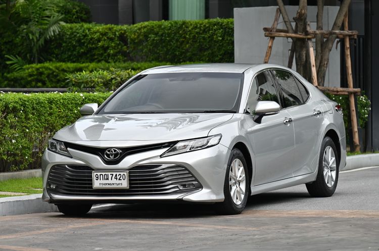 Toyota Camry 2019 2.0 G Sedan เบนซิน ไม่ติดแก๊ส เกียร์อัตโนมัติ บรอนซ์เงิน