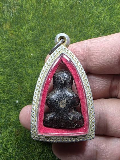 พระปิดตาเก่าๆ รูปที่ 2