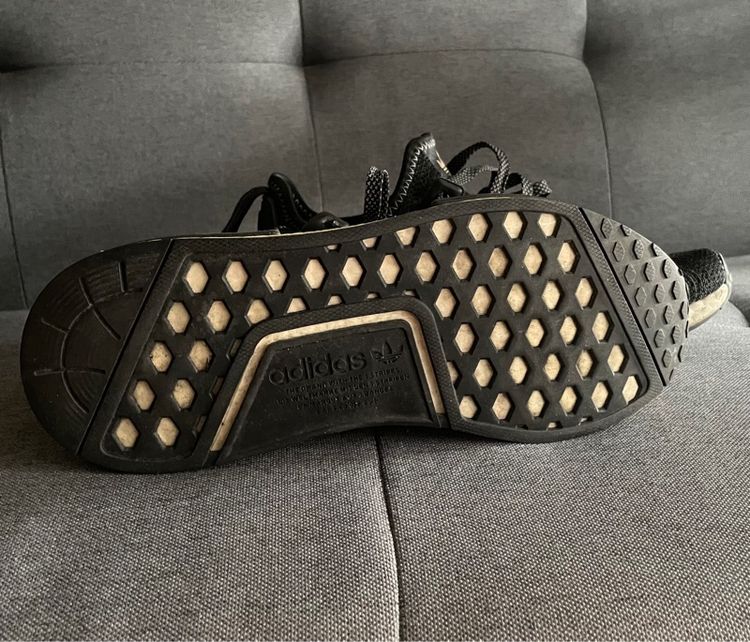 รองเท้า NMD R1 รูปที่ 5