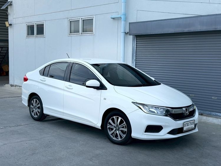 รถ Honda City 1.5 V i-VTEC สี ขาว