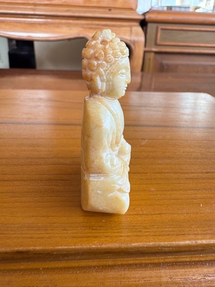 พระบูชาหินหยกเก่า ขนาดห้อยบูชาได้ รูปที่ 3