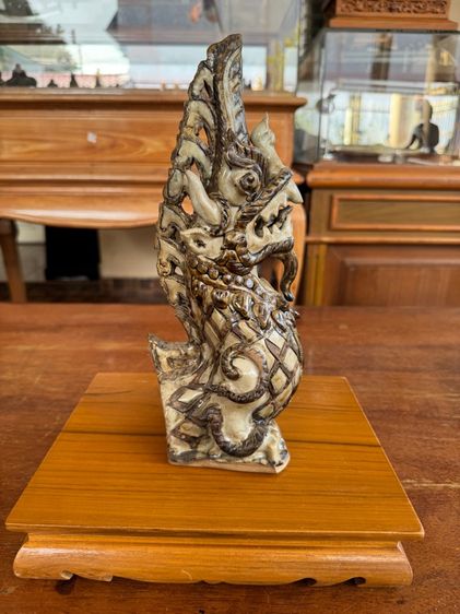 พญานาคสังคโลก