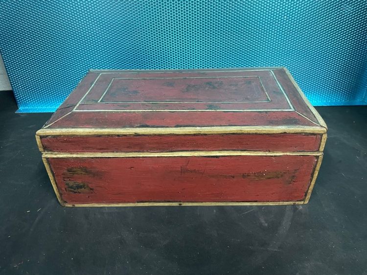 หีบไม้ใบเล็ก งานเก่า 