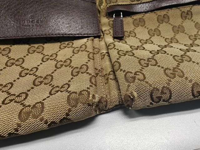 กระเป๋า Gucci Belt Bag แท้ มือสอง หายาก rear item รูปที่ 5