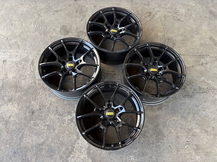 ล้อแม็กขอบ17 5รู114 กว้าง7.5 ออฟ35 สีดำเงา สภาพสวยมากๆ (ล้อทำสีมาใหม่เพื่อความสวยงาม ไม่มีซ่อม) รูปที่ 3