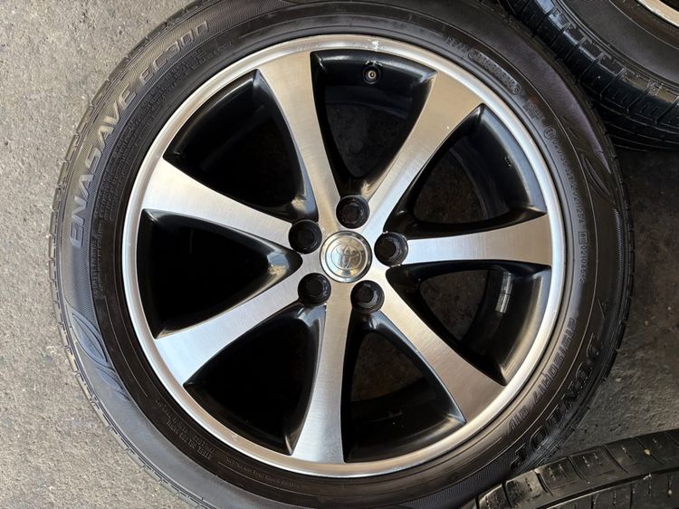 ล้อแม็กขอบ17 TOYOTA WISH ใส่ ALTIS ได้เลยจ้า มีรอยตามการใช้งาน พร้อมยางDUNLOP215-50-17 ปี23 ปีแท้  รูปที่ 4