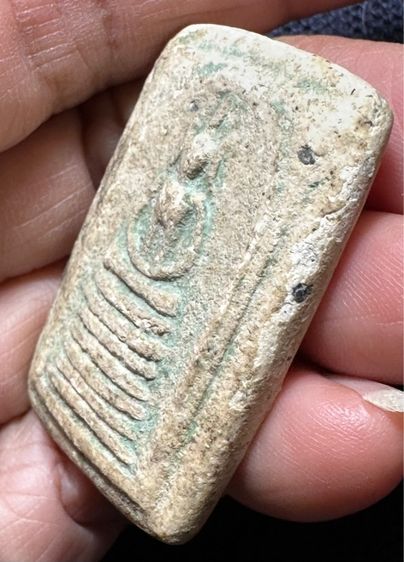 พระสมเด็จวัดเกศไชโย พิมพ์เจ็ดชั้นนิยม เก่าเดิม รูปที่ 4