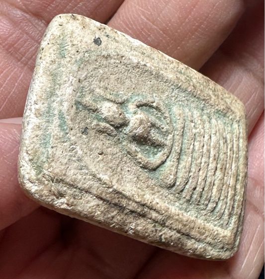 พระสมเด็จวัดเกศไชโย พิมพ์เจ็ดชั้นนิยม เก่าเดิม รูปที่ 5