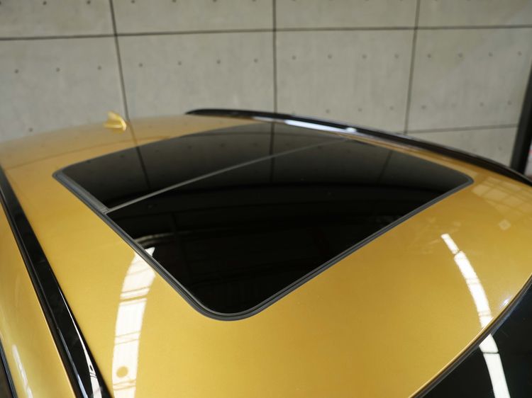 BMW X2 2021 2.0 sDrive20i M Sport X Utility-car เบนซิน ไม่ติดแก๊ส เกียร์อัตโนมัติ เหลือง รูปที่ 3