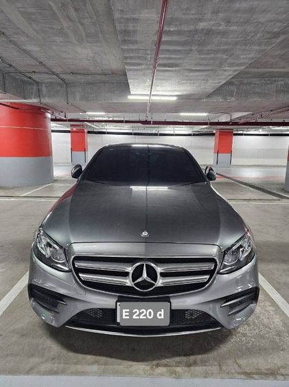 Mercedes-Benz E-Class 2017 E220 Sedan ดีเซล ไม่ติดแก๊ส เกียร์อัตโนมัติ เทา รูปที่ 2