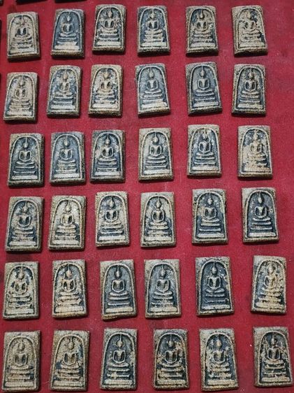 พระสมเด็จวัดระฆัง พิมพ์ใหญ่ พระ.ศ.2409 เนื้อสวย 100 องค์ รูปที่ 4