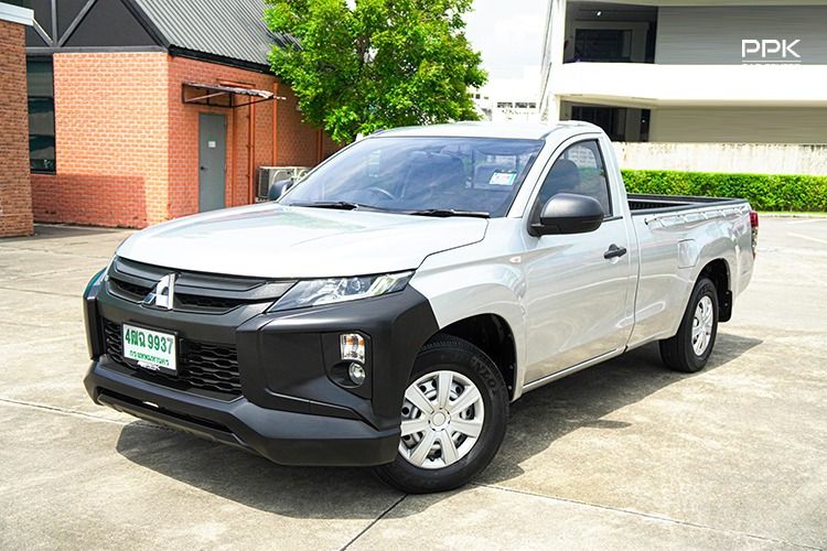 รถ Mitsubishi Triton 2.5 GL สี เทา