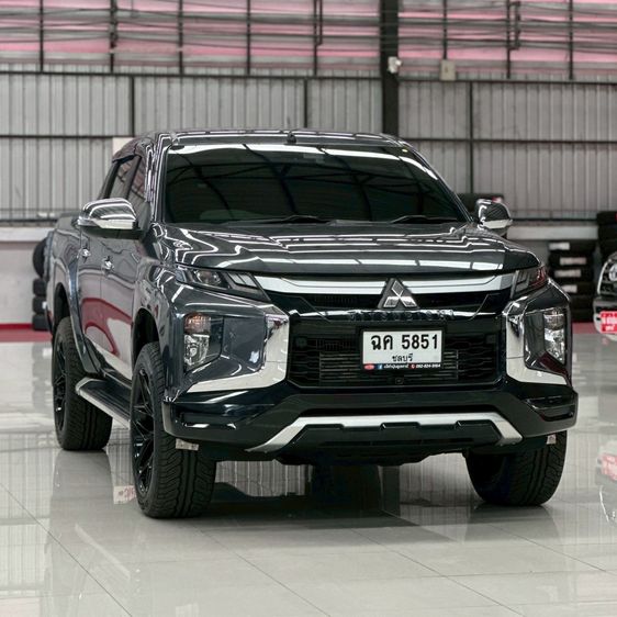Mitsubishi Triton 2019 2.4 GT Premium 4WD Pickup ดีเซล ไม่ติดแก๊ส เกียร์อัตโนมัติ เทา รูปที่ 2