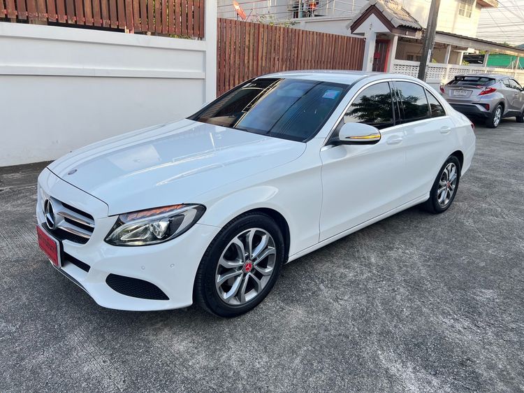 รถ Mercedes-Benz C-Class C200 สี ขาว