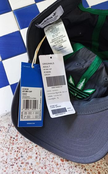 หมวก adidas แท้ ของใหม่ ป้ายห้อย ซื้อจากห้าง รูปที่ 2