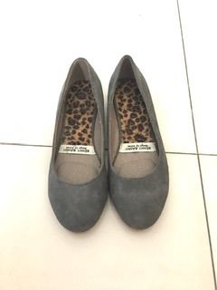 ซื้อเลย สวยงาม Women's Low Wedges Heels Comfortable Slip-on Round Toe Dress Work Shoes for Office Business