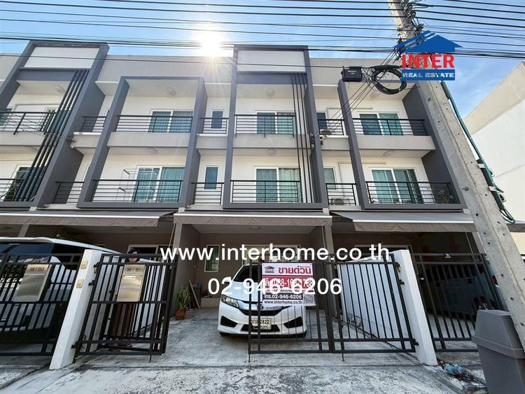 ทาวน์โฮม 3 ชั้น 22.3 ตร.ว หมู่บ้านกลางเมือง สวนหลวง ซอยเฉลิมพระเกียรติร.9 ซอย28 ถนนเฉลิมพระเกียรติ ถนนศรีนครินทร์ เขตประเวศ กรุงเทพมหานคร รูปที่ 2