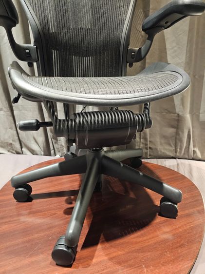 aeron chair ขนาด B กลาง  herman miller  สภาพสวย รูปที่ 13