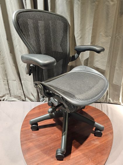 aeron chair ขนาด B กลาง  herman miller  สภาพสวย รูปที่ 9