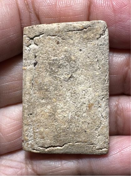 🙏พระสมเด็จพิมพ์สังฆาฏิ เก่าๆเนื้อก้นครก รูปที่ 4