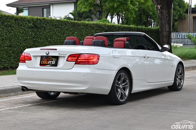 BMW Series 3 2011 320Ci Sedan เบนซิน ไม่ติดแก๊ส เกียร์อัตโนมัติ ขาว รูปที่ 3