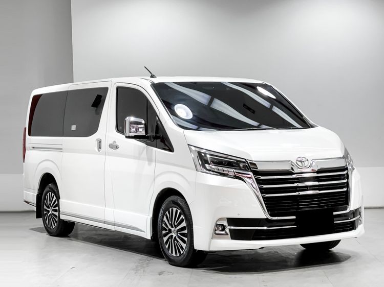Toyota Majesty 2022 2.8 Grand Van ดีเซล เกียร์อัตโนมัติ ขาว รูปที่ 3
