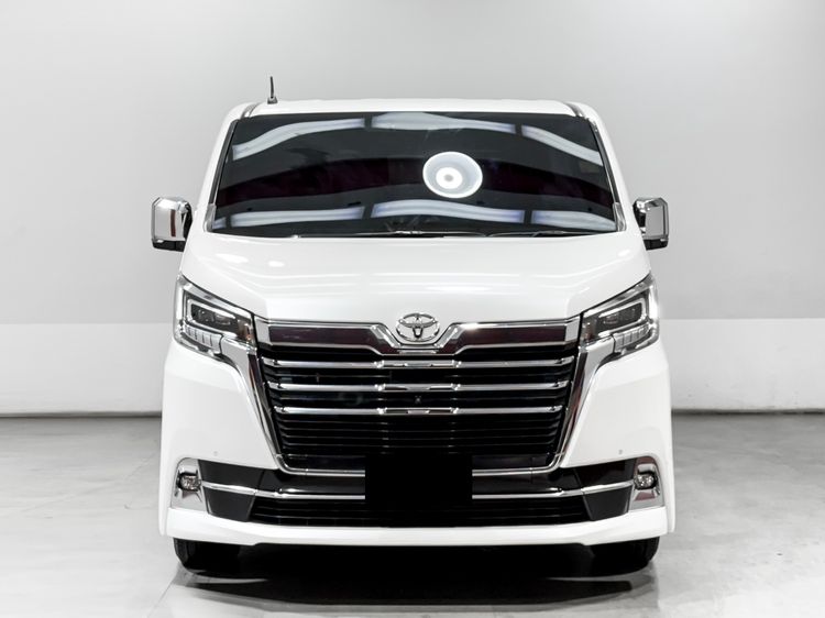 Toyota Majesty 2022 2.8 Grand Van ดีเซล เกียร์อัตโนมัติ ขาว รูปที่ 2