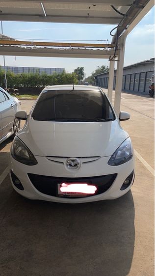 รถ Mazda Mazda 2 1.5 Elegance Groove สี ขาว