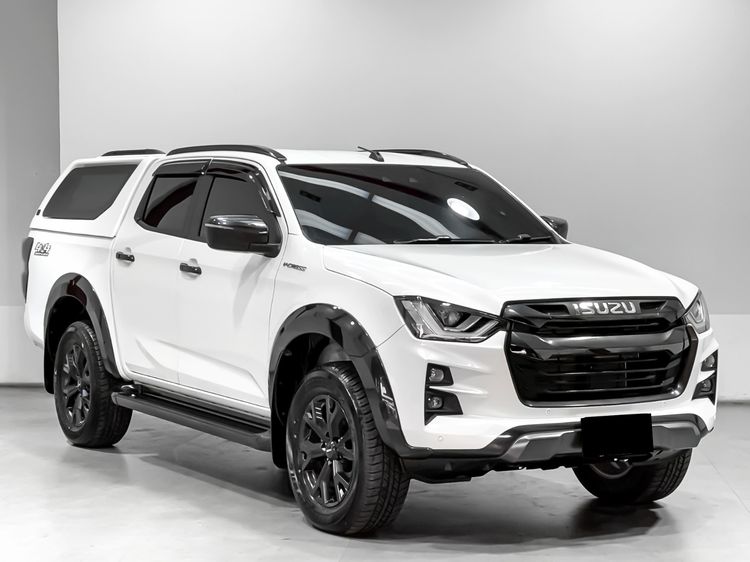 Isuzu D-MAX 2023 3.0 Vcross M 4WD Pickup ดีเซล เกียร์อัตโนมัติ ขาว รูปที่ 3