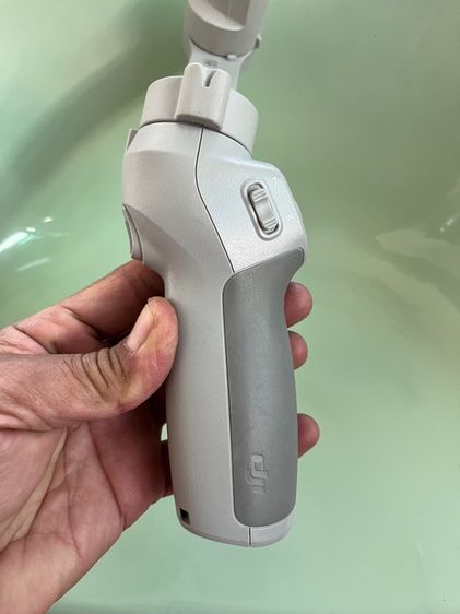 DJI OM4 (osmo mobile4) smartphone ไม้กันสั่นสภาพดีใช้งานปกติทุกฟังก์ชั่น รูปที่ 14